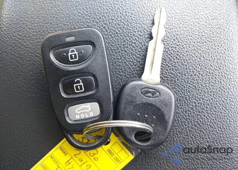 2019 Hyundai Elantra Se from USA, damaged, VIN KMHD74LF9KU752839